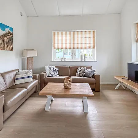 Holiday home 3 Bedroom Lovely In