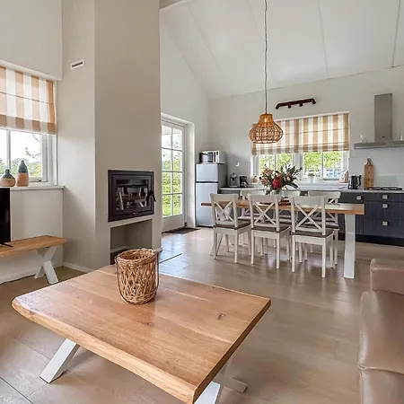 3 Bedroom Lovely In