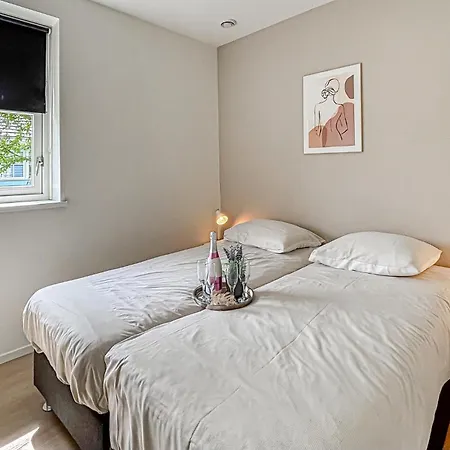 3 Bedroom Lovely In Holiday home *